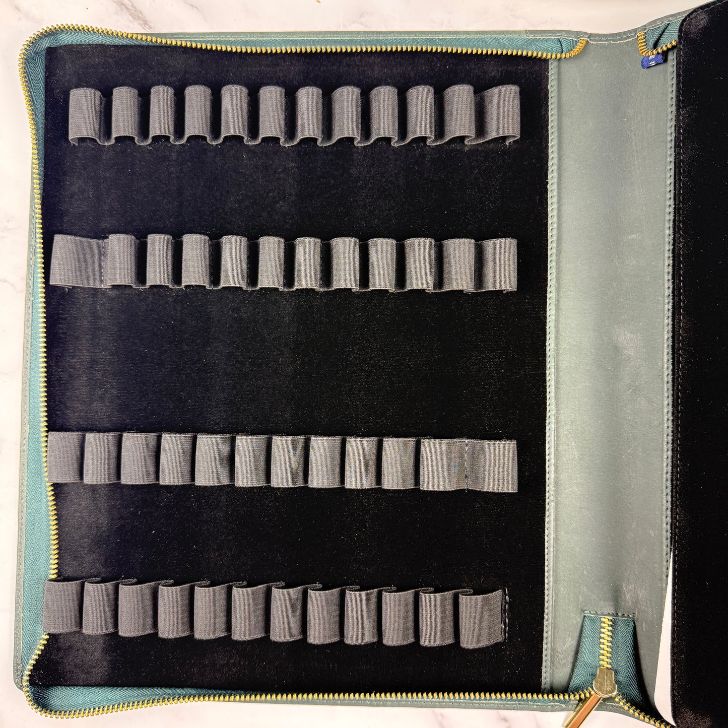 48 Zip Pen Case