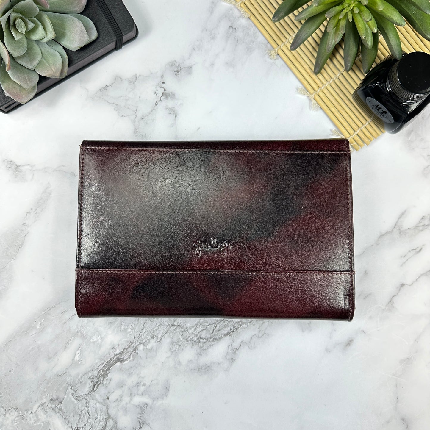 12 Penfolio Clutch