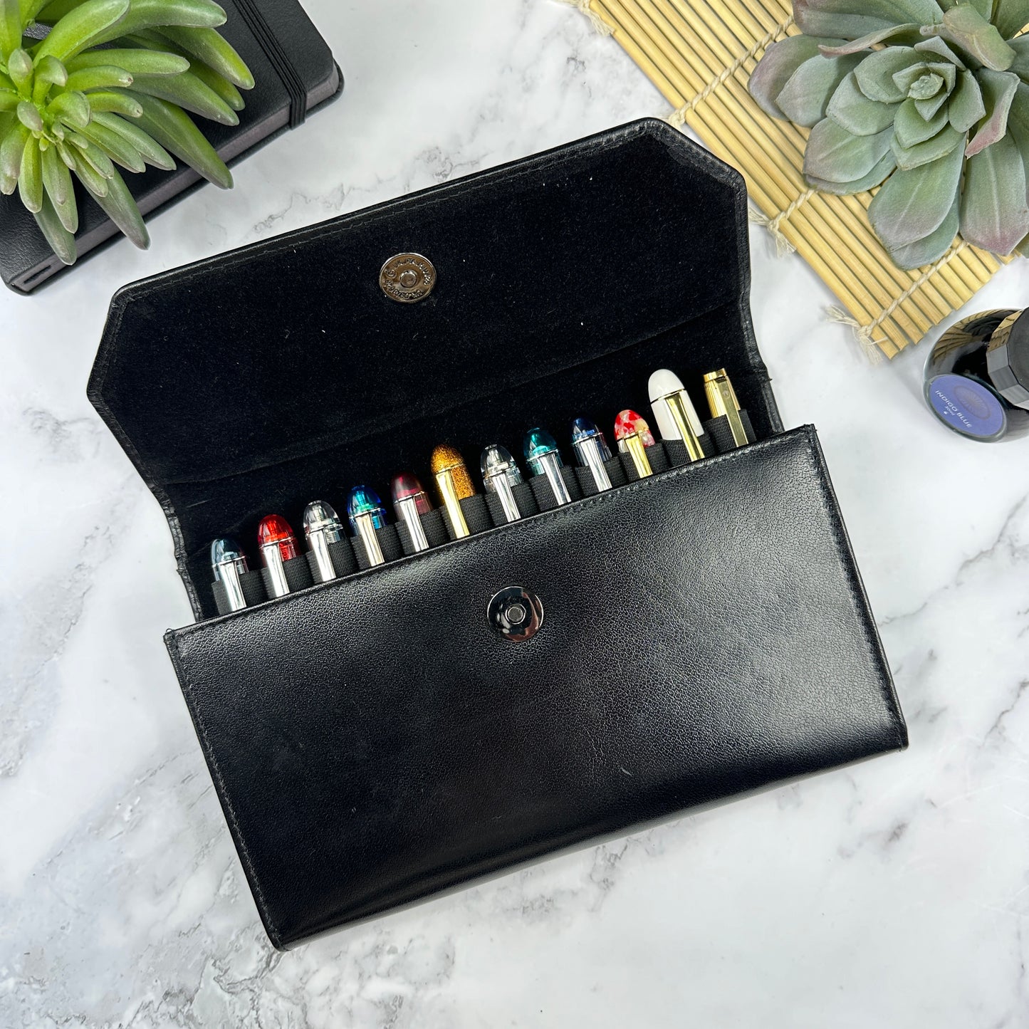 12 Penfolio Clutch