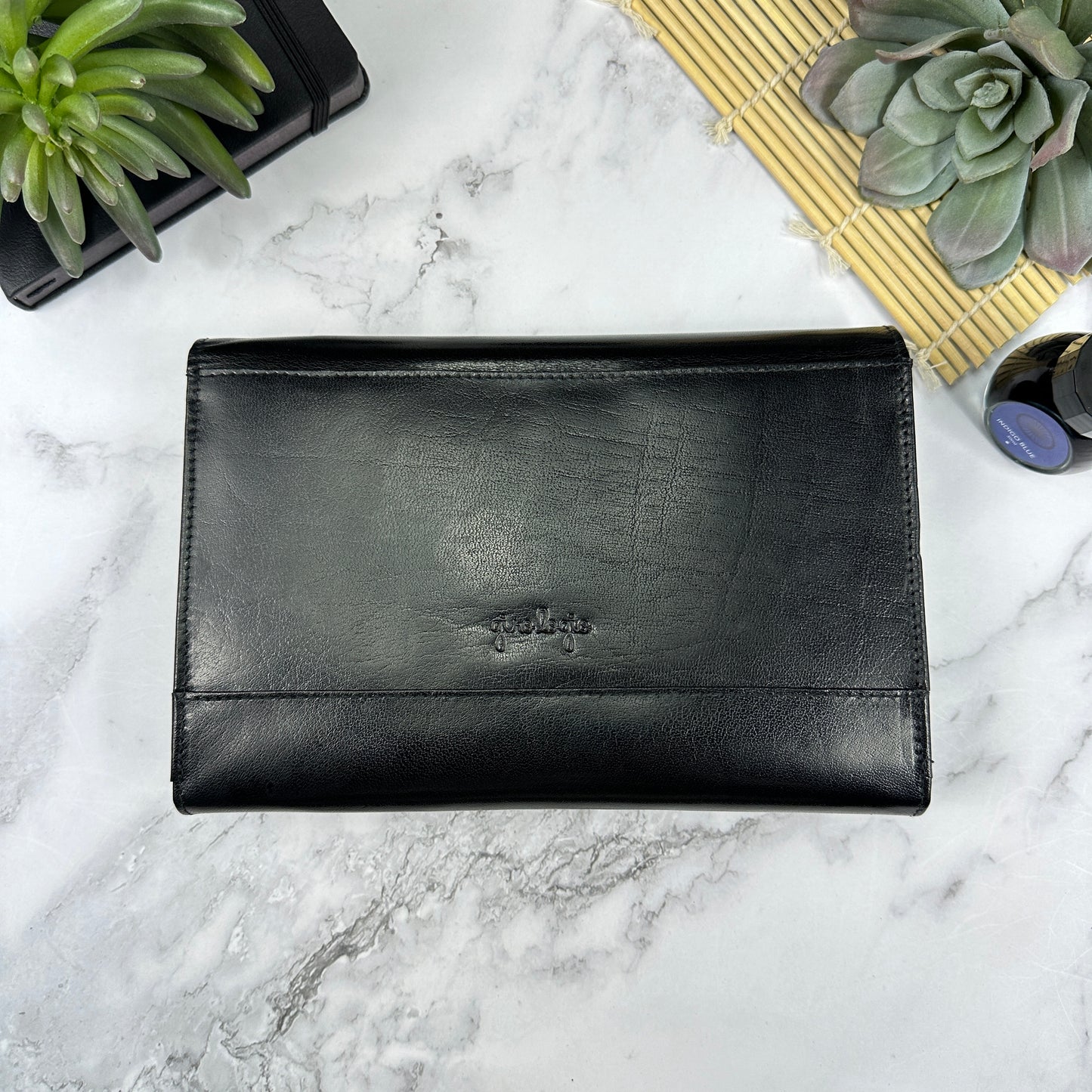12 Penfolio Clutch