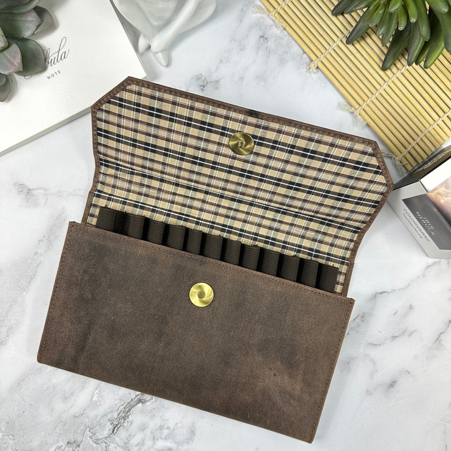 12 Penfolio Clutch