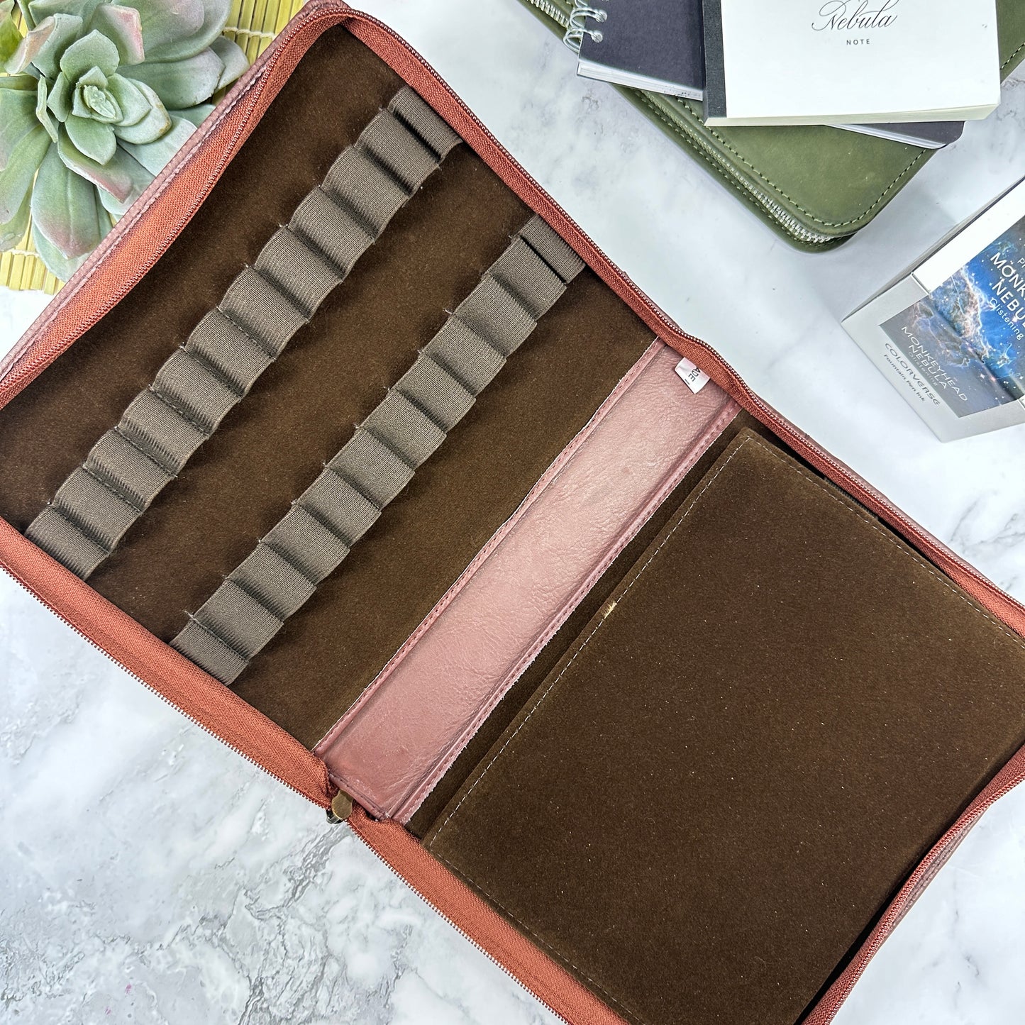 Étui à 24 stylos à fermeture éclair