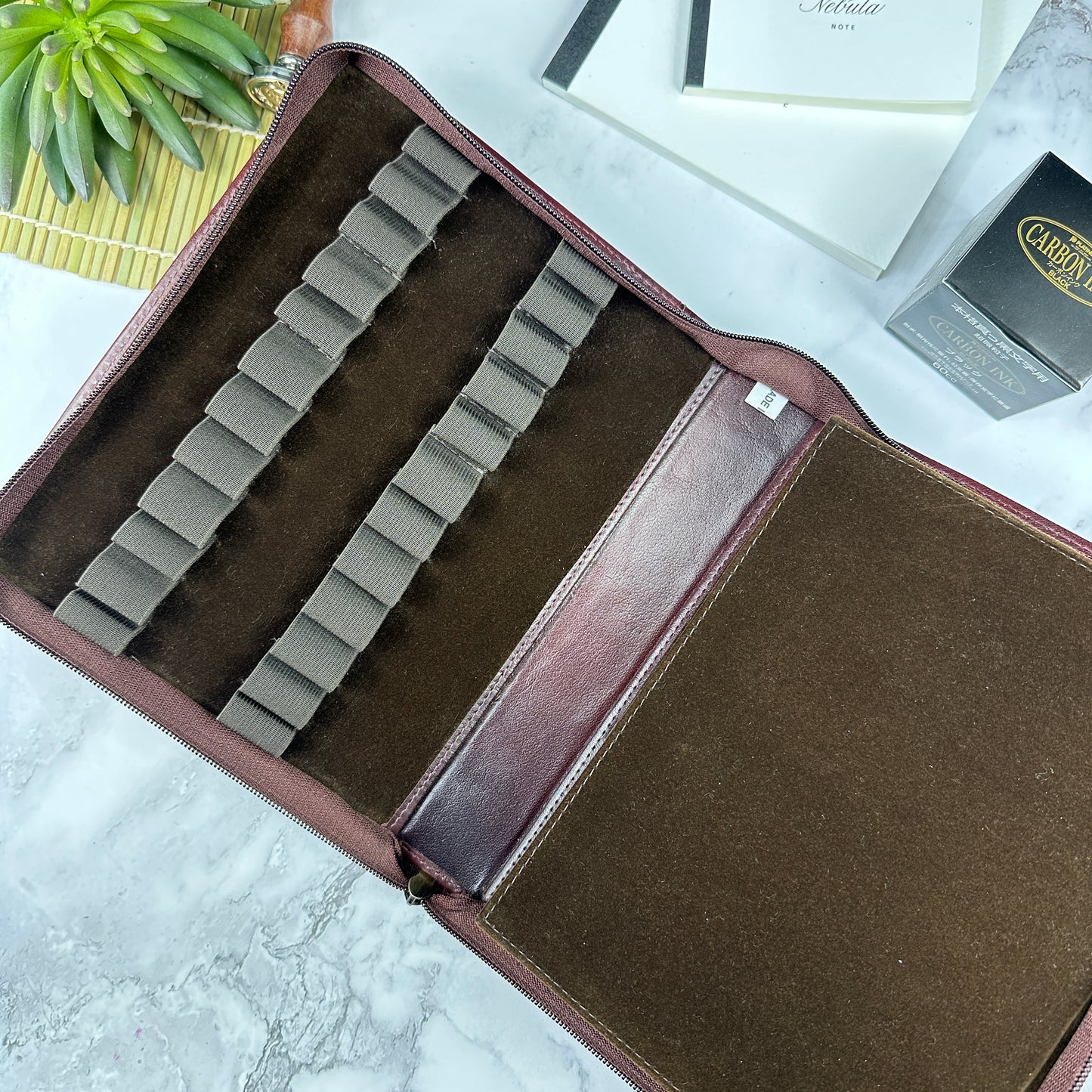 Étui à 24 stylos à fermeture éclair
